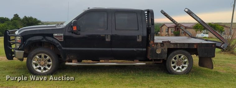 image for item NG9863 2008 Ford F250 Super Duty Crew Cab bale bed pickup truck