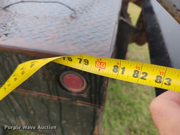 image for item NG9863 2008 Ford F250 Super Duty Crew Cab bale bed pickup truck