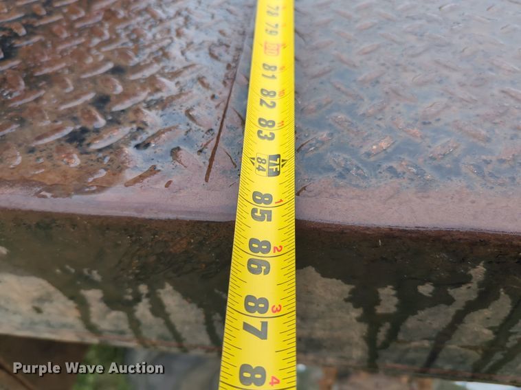 image for item NG9863 2008 Ford F250 Super Duty Crew Cab bale bed pickup truck