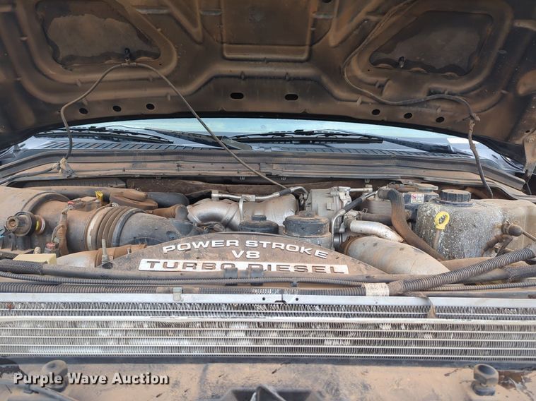 image for item NG9863 2008 Ford F250 Super Duty Crew Cab bale bed pickup truck