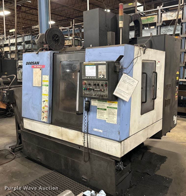 image for item NL9807 2007 Doosan MV3016LD vertical machining center
