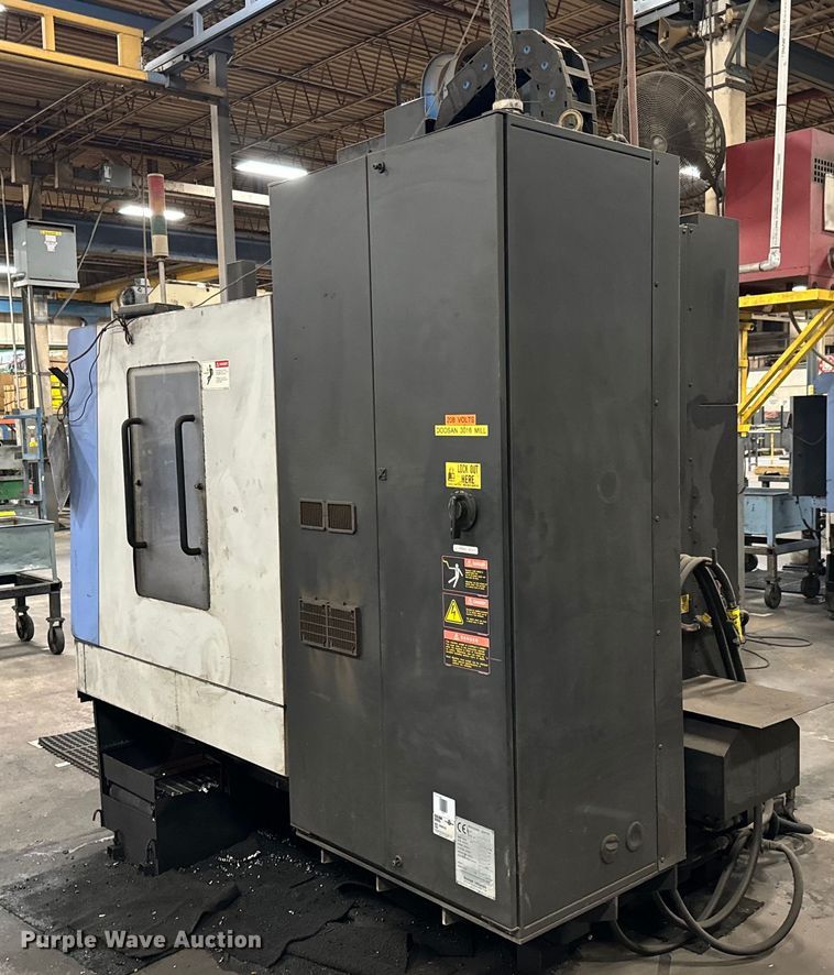 image for item NL9807 2007 Doosan MV3016LD vertical machining center