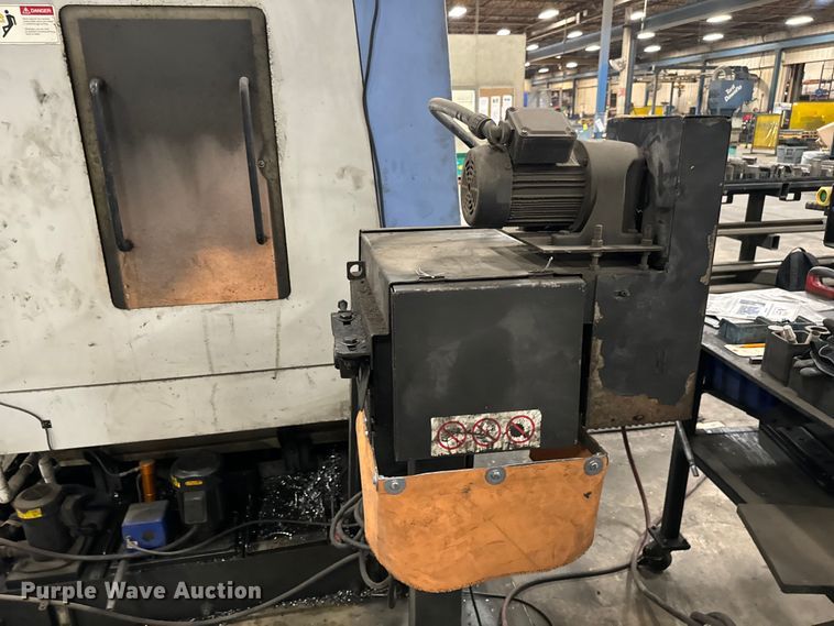 image for item NL9807 2007 Doosan MV3016LD vertical machining center