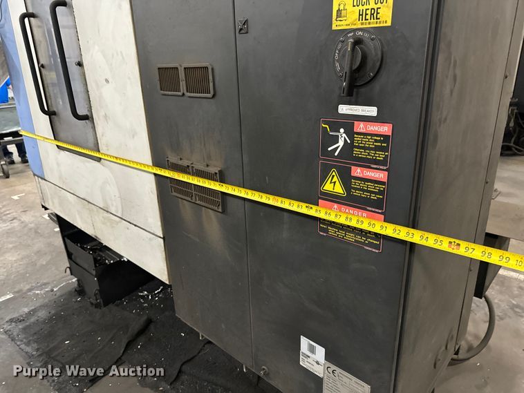 image for item NL9807 2007 Doosan MV3016LD vertical machining center