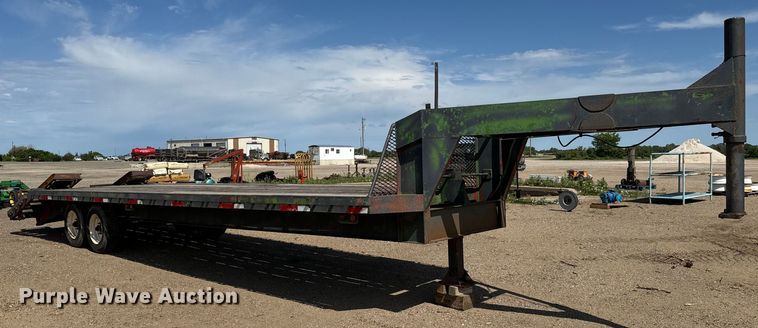 image for item NL9846 2006 Shop Built equipment trailer