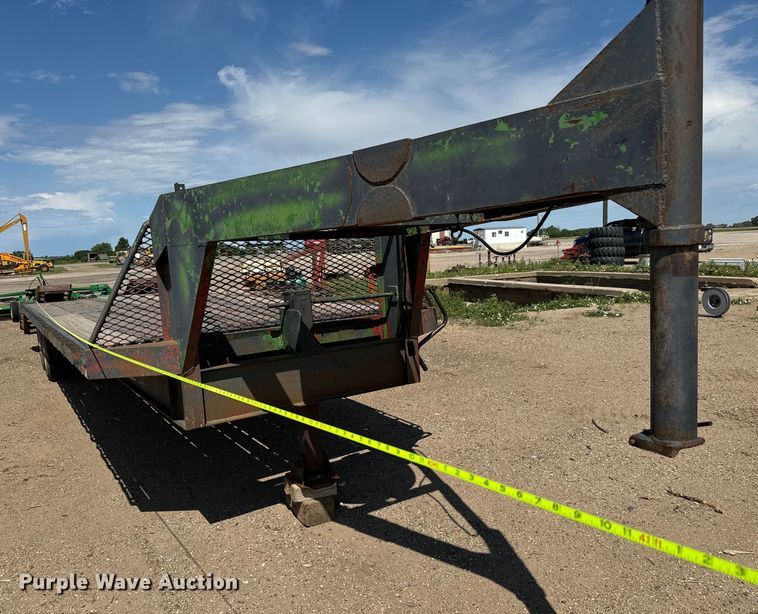 image for item NL9846 2006 Shop Built equipment trailer