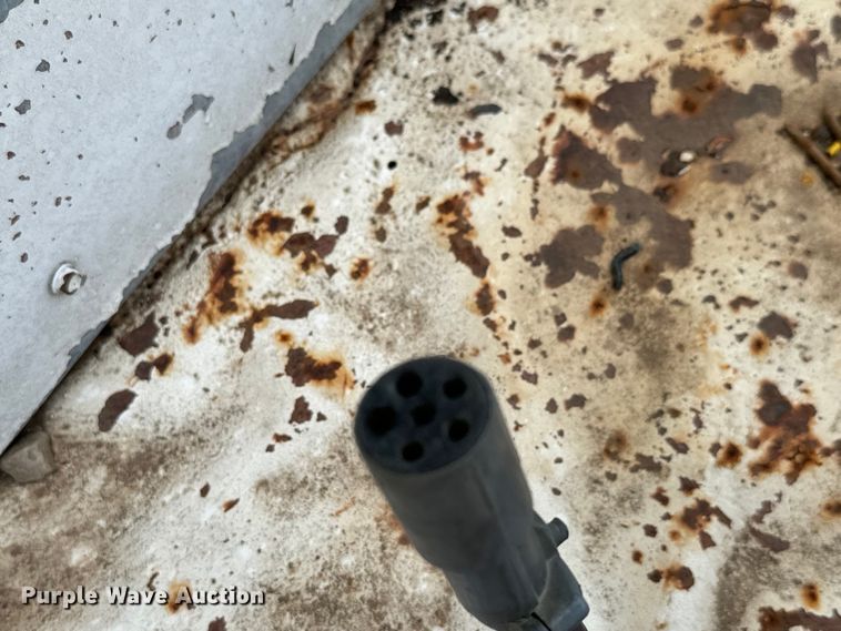 image for item NL9849 1989 W-W enclosed cargo trailer