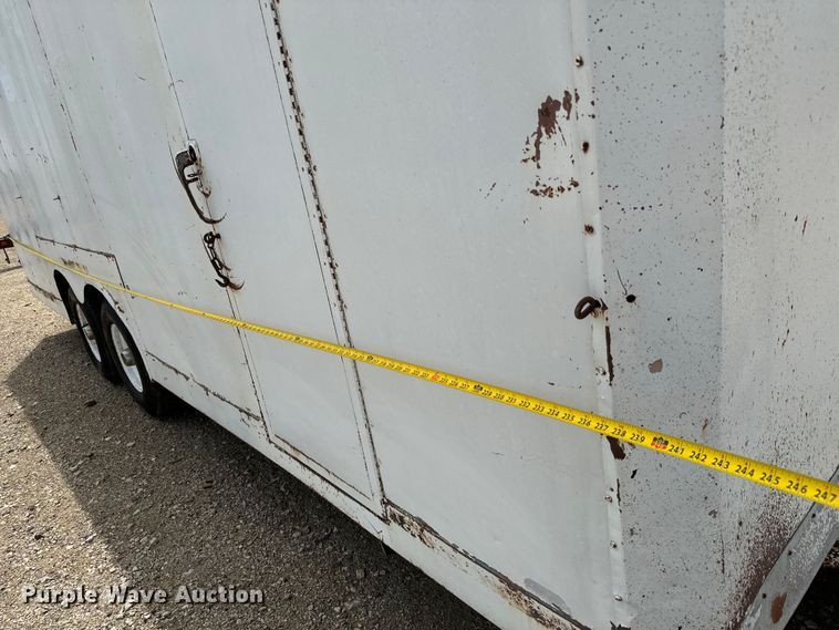 image for item NL9849 1989 W-W enclosed cargo trailer