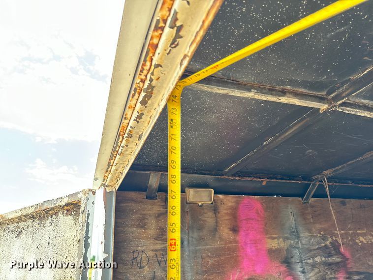 image for item NL9849 1989 W-W enclosed cargo trailer