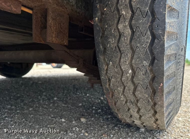 image for item NL9849 1989 W-W enclosed cargo trailer