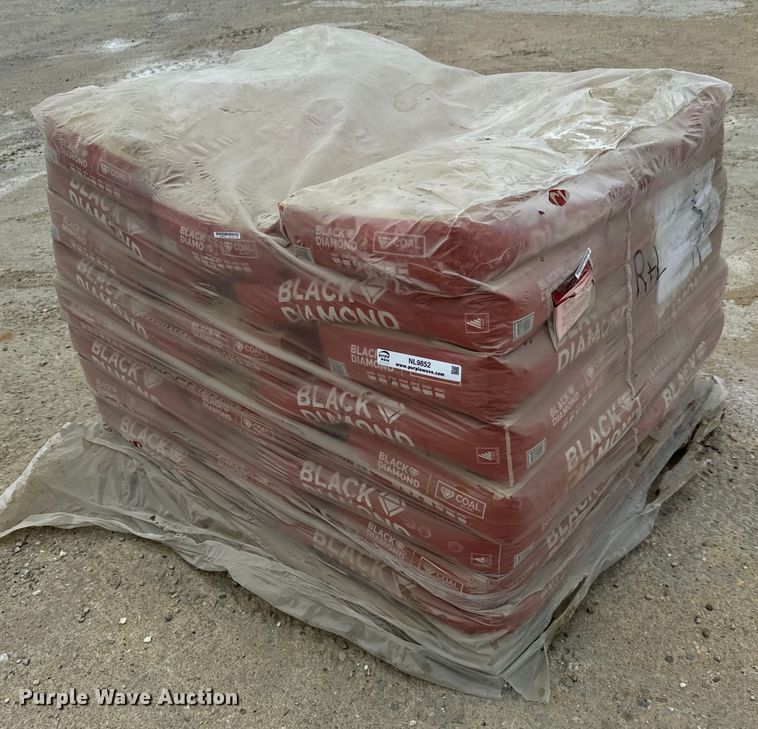 image for item NL9852 Black Diamond  1630 coal slag abrasive blast media