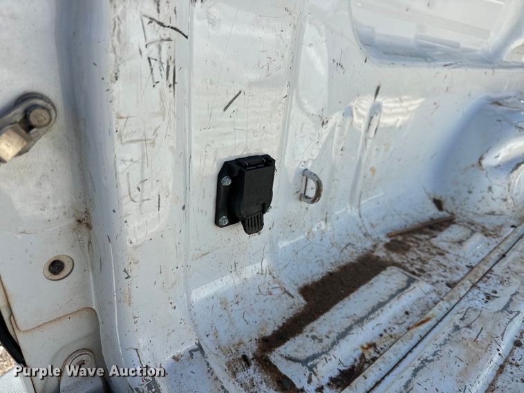 image for item NR9912 2016 Chevrolet  Silverado 2500HD Crew Cab pickup truck