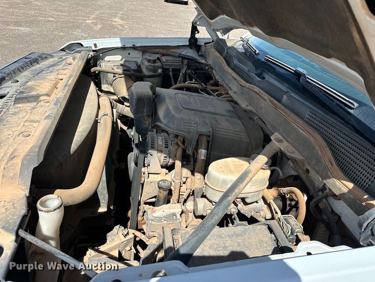 image for item NR9912 2016 Chevrolet  Silverado 2500HD Crew Cab pickup truck