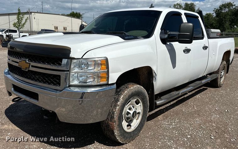 image for item NR9914 2013 Chevrolet  Silverado 2500HD Crew Cab pickup truck