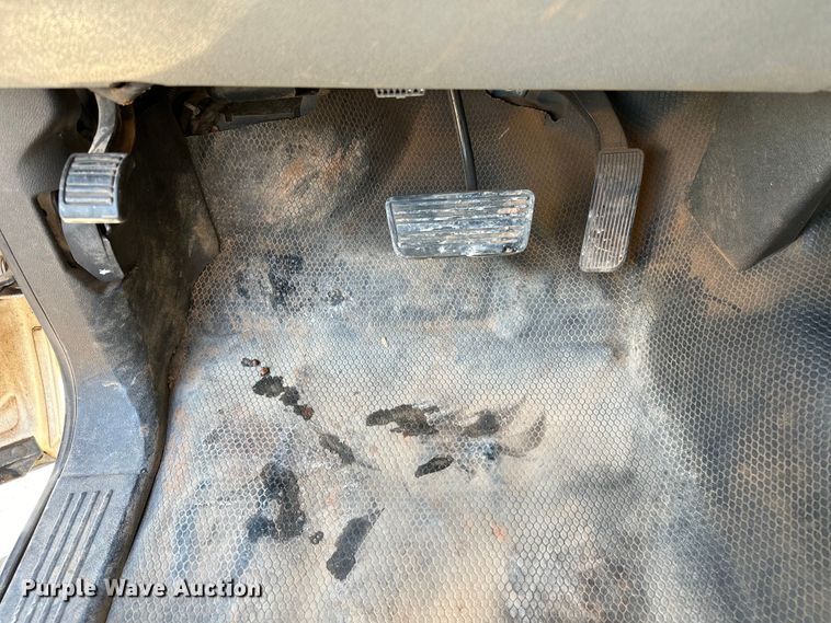 image for item NR9914 2013 Chevrolet  Silverado 2500HD Crew Cab pickup truck