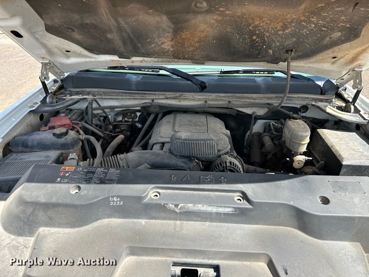 image for item NR9914 2013 Chevrolet  Silverado 2500HD Crew Cab pickup truck