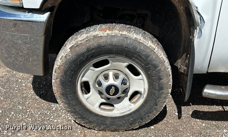 image for item NR9914 2013 Chevrolet  Silverado 2500HD Crew Cab pickup truck