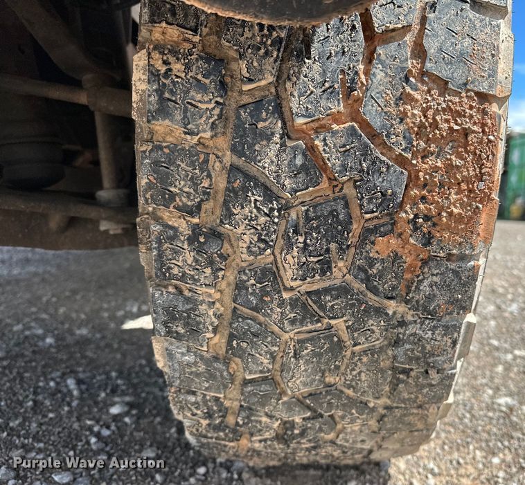 image for item NR9914 2013 Chevrolet  Silverado 2500HD Crew Cab pickup truck