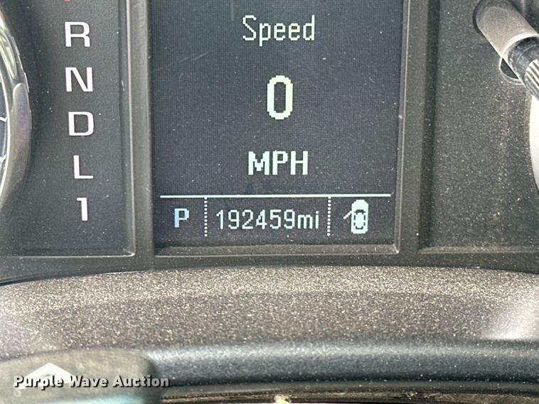 image for item NR9916 2018 Chevrolet  Silverado 2500HD Crew Cab pickup truck