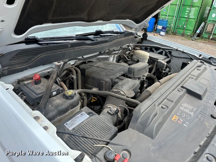 image for item NR9916 2018 Chevrolet  Silverado 2500HD Crew Cab pickup truck