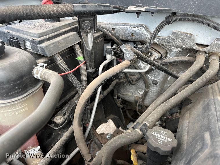 image for item NR9916 2018 Chevrolet  Silverado 2500HD Crew Cab pickup truck