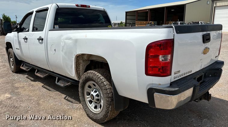 image for item NR9920 2013 Chevrolet  Silverado 3500HD Crew Cab pickup truck