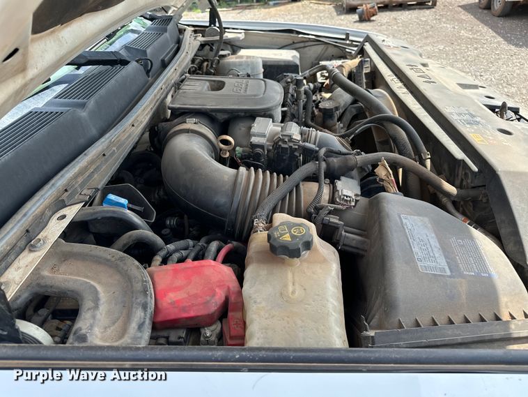 image for item NR9920 2013 Chevrolet  Silverado 3500HD Crew Cab pickup truck