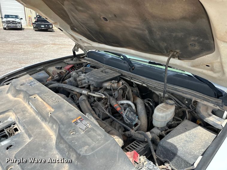 image for item NR9920 2013 Chevrolet  Silverado 3500HD Crew Cab pickup truck