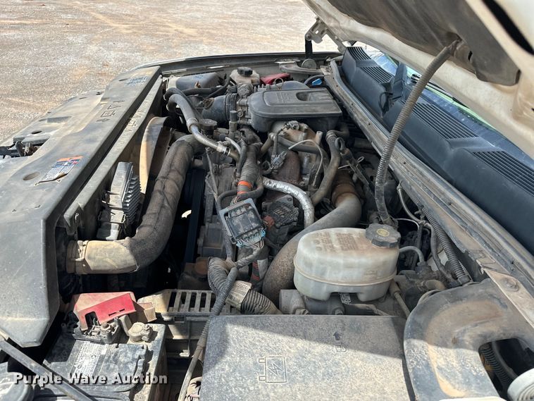 image for item NR9920 2013 Chevrolet  Silverado 3500HD Crew Cab pickup truck