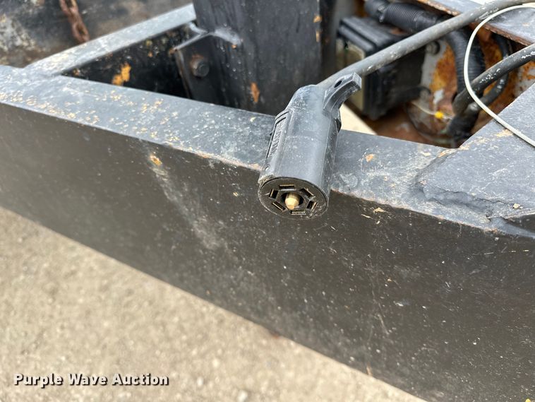 image for item NR9948 1988 Belshe  T-9 equipment trailer