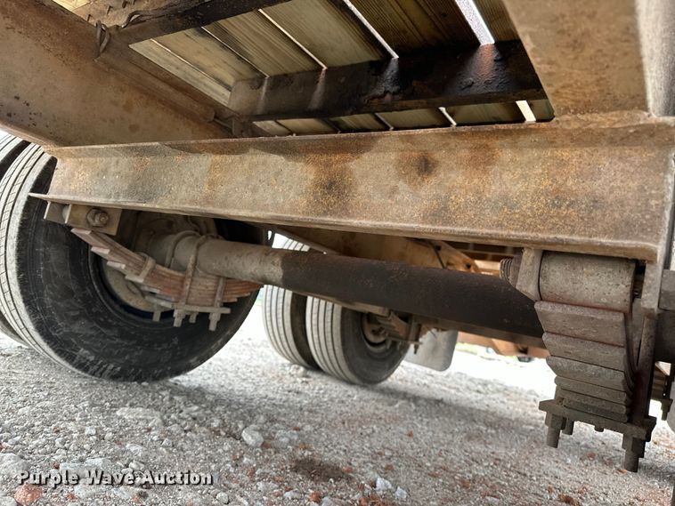 image for item NR9948 1988 Belshe  T-9 equipment trailer