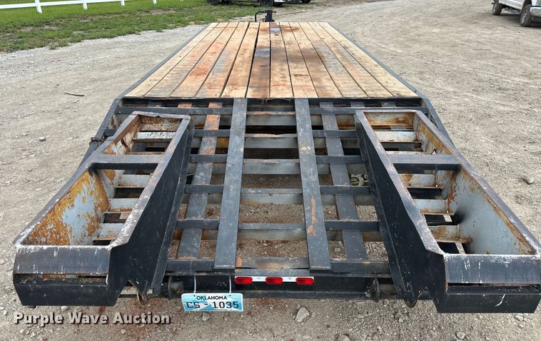 image for item NR9948 1988 Belshe  T-9 equipment trailer