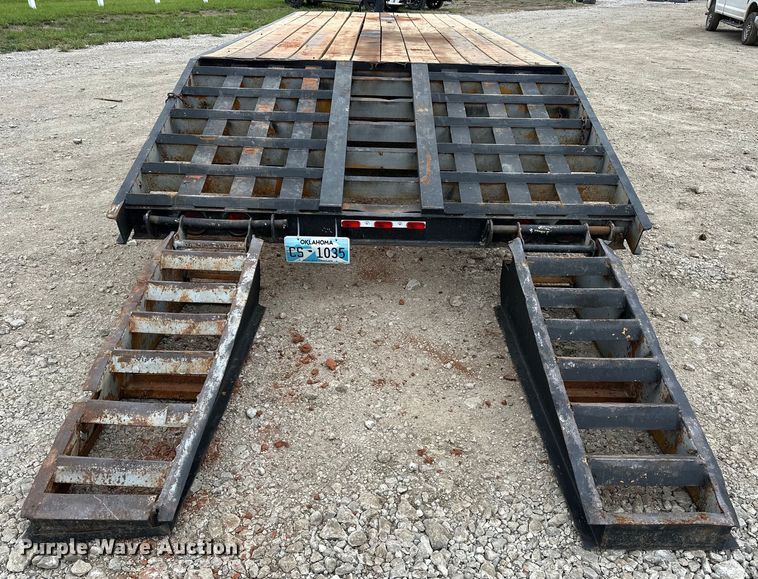 image for item NR9948 1988 Belshe  T-9 equipment trailer