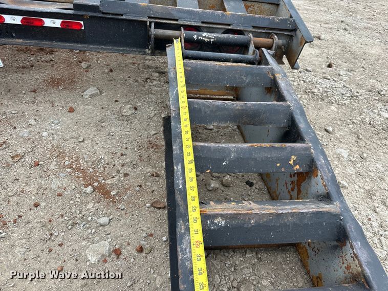 image for item NR9948 1988 Belshe  T-9 equipment trailer