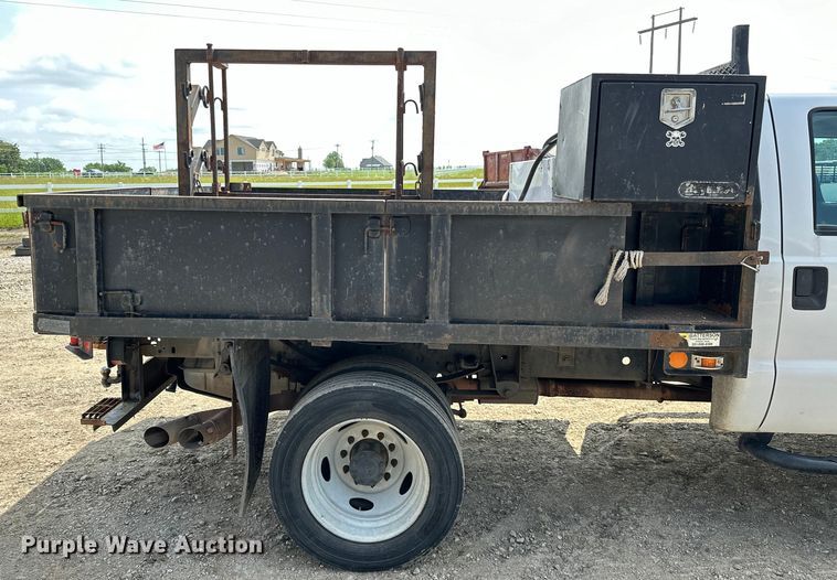 image for item NR9952 2010 Ford  F450 Super Duty Crew Cab flatbed truck