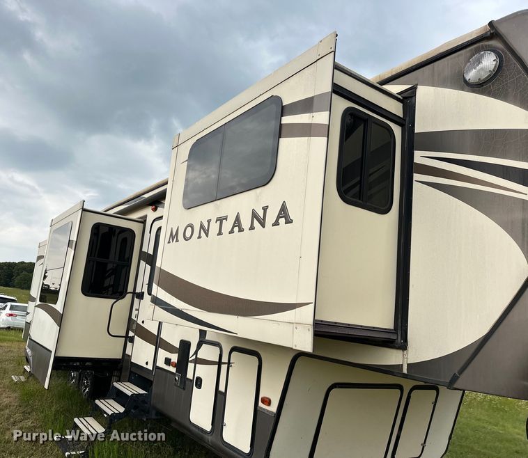 image for item NR9967 2016 Keystone  Montana 3711FL camper