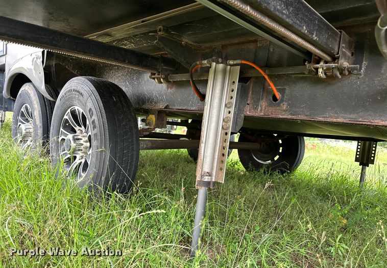 image for item NR9967 2016 Keystone  Montana 3711FL camper