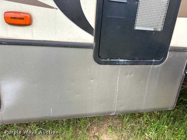 image for item NR9967 2016 Keystone  Montana 3711FL camper