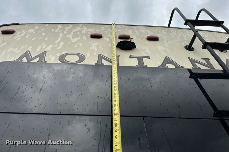 image for item NR9967 2016 Keystone  Montana 3711FL camper