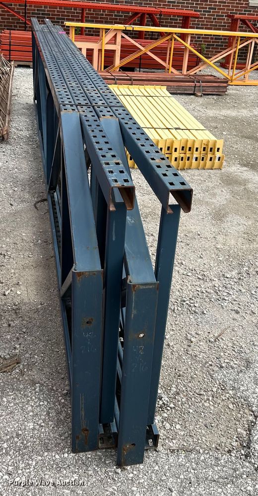 image for item NT9298 Pallet racking 