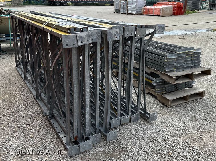 image for item NT9301 Pallet racking 