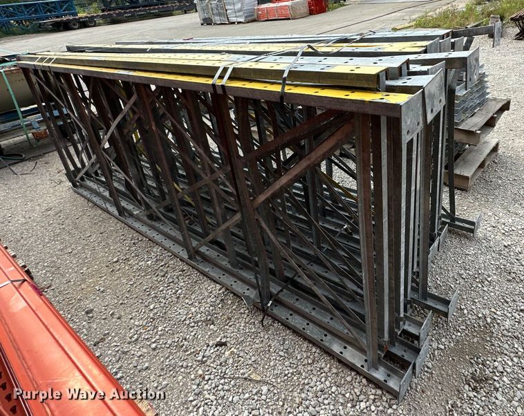 image for item NT9301 Pallet racking 