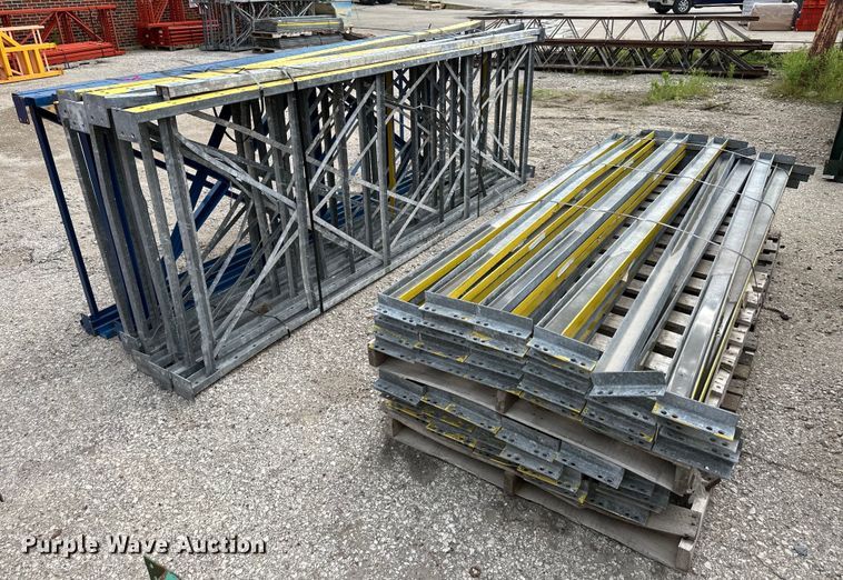 image for item NT9303 Uprights 