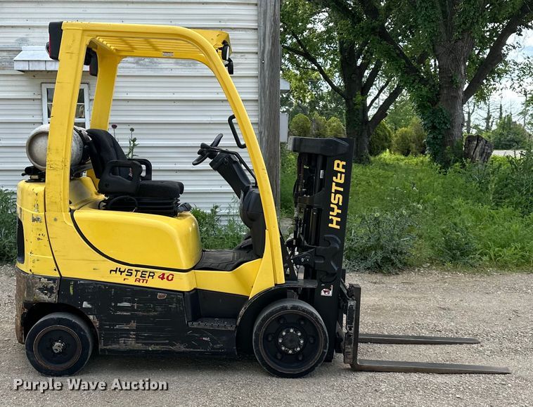 image for item NT9312 2019 Hyster  S40FT forklift