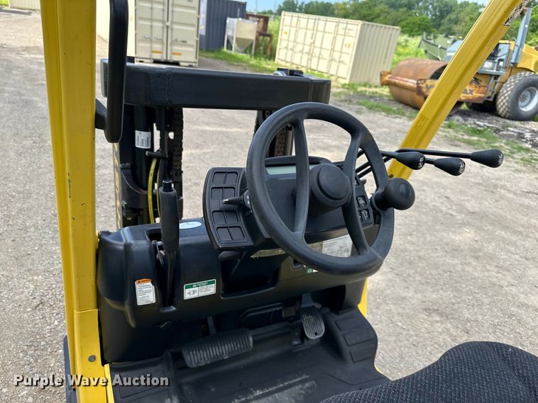 image for item NT9312 2019 Hyster  S40FT forklift