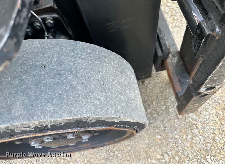 image for item NT9312 2019 Hyster  S40FT forklift
