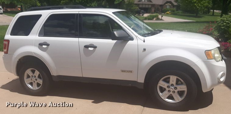 image for item NU9804 2008 Ford Escape Hybrid SUV
