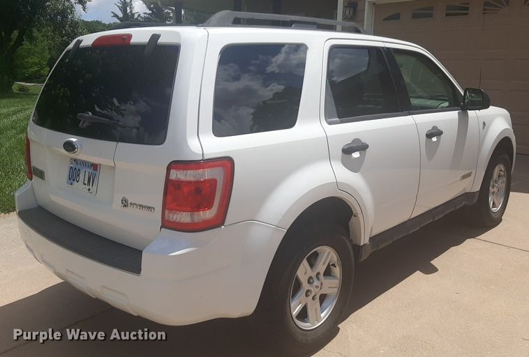 image for item NU9804 2008 Ford Escape Hybrid SUV