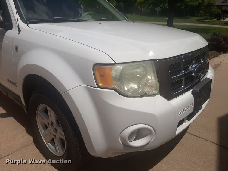 image for item NU9804 2008 Ford Escape Hybrid SUV