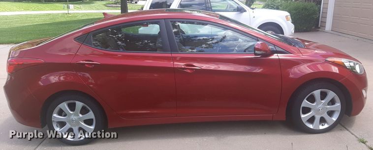 image for item NU9806 2013 Hyundai Elantra  